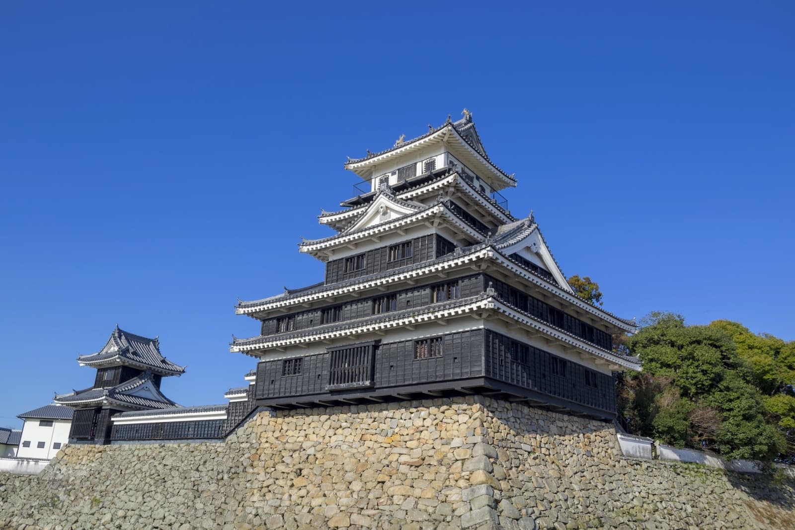 中津城